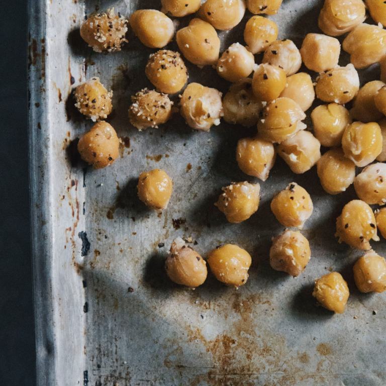 Crispy roasted chickpeas
